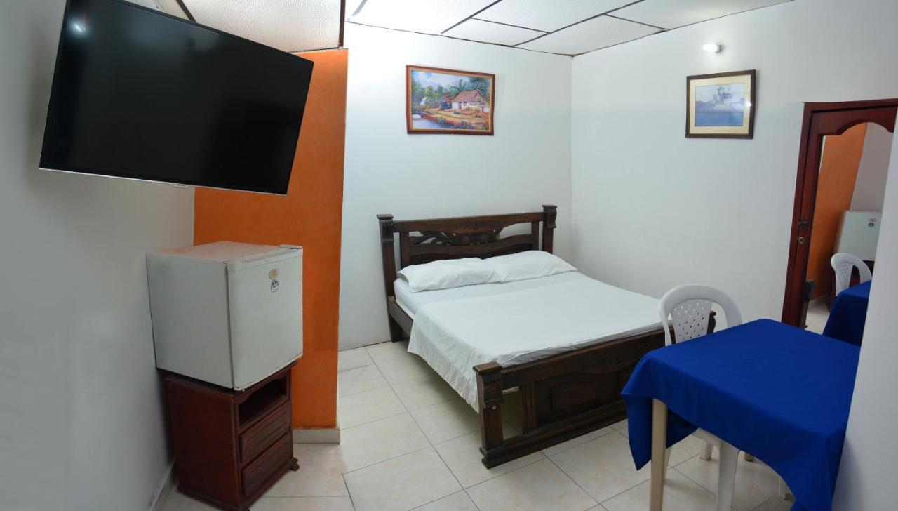 Hotel Andalucia Inn Санта-Марта Екстер'єр фото