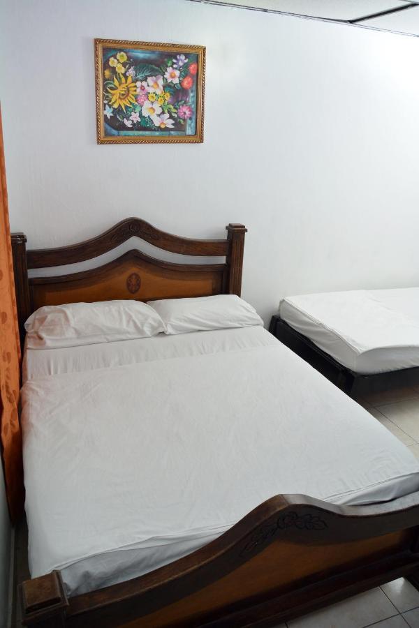 Hotel Andalucia Inn Санта-Марта Екстер'єр фото