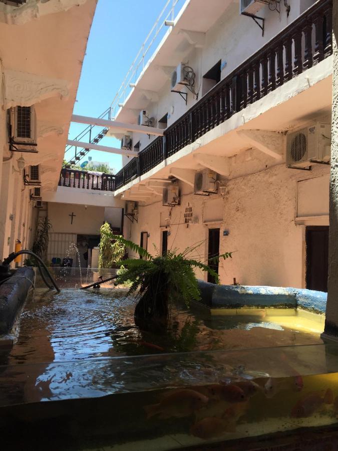 Hotel Andalucia Inn Санта-Марта Екстер'єр фото