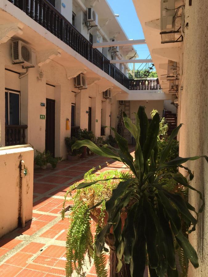 Hotel Andalucia Inn Санта-Марта Екстер'єр фото