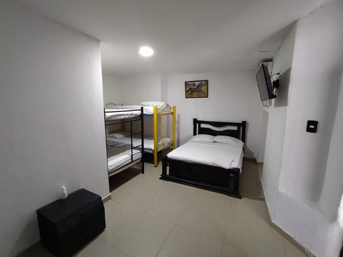 Hotel Andalucia Inn Санта-Марта Екстер'єр фото